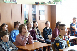 Środa z historią w Społecznej Szkole Podstawowej w Przybysławicach