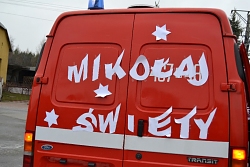 mikolaje-i-ich-pojazd