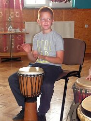 22